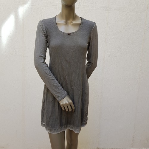 Schlichtes kleid von - schlichtes,